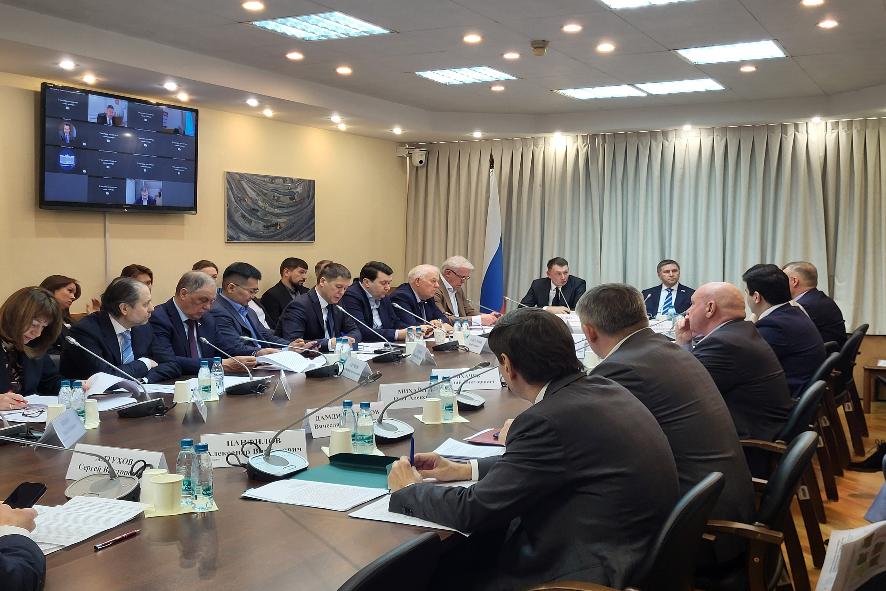 «Серые» свалки и границы заповедников: комитет по экологии обсудил спорные законопроекты