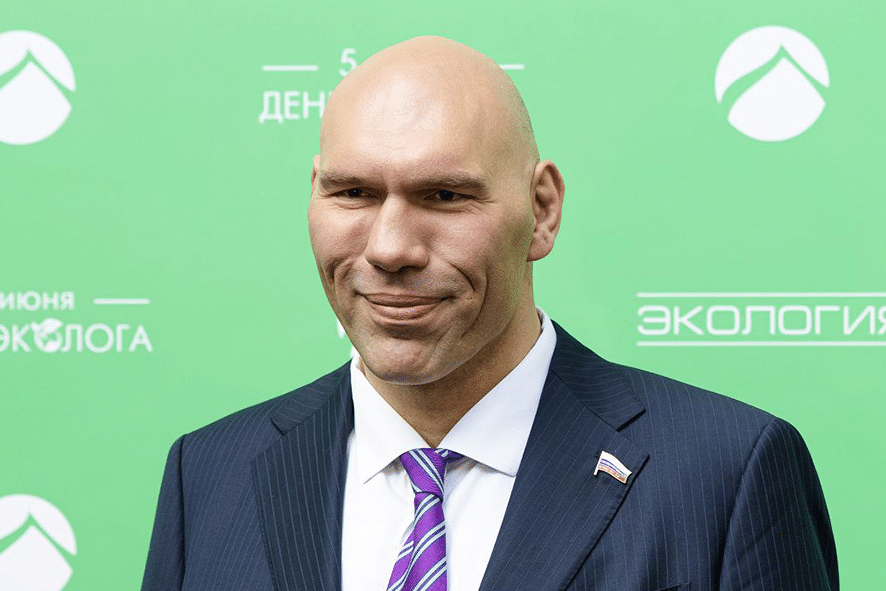 Председателю Общественного совета АНО «Экология» Николаю Валуеву 50!
