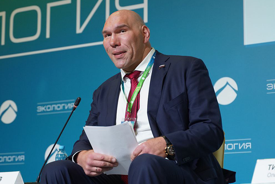 Николай Валуев обратился к членам Общественного совета международного форума  «Экология»